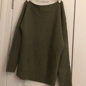 Boat neck sweater